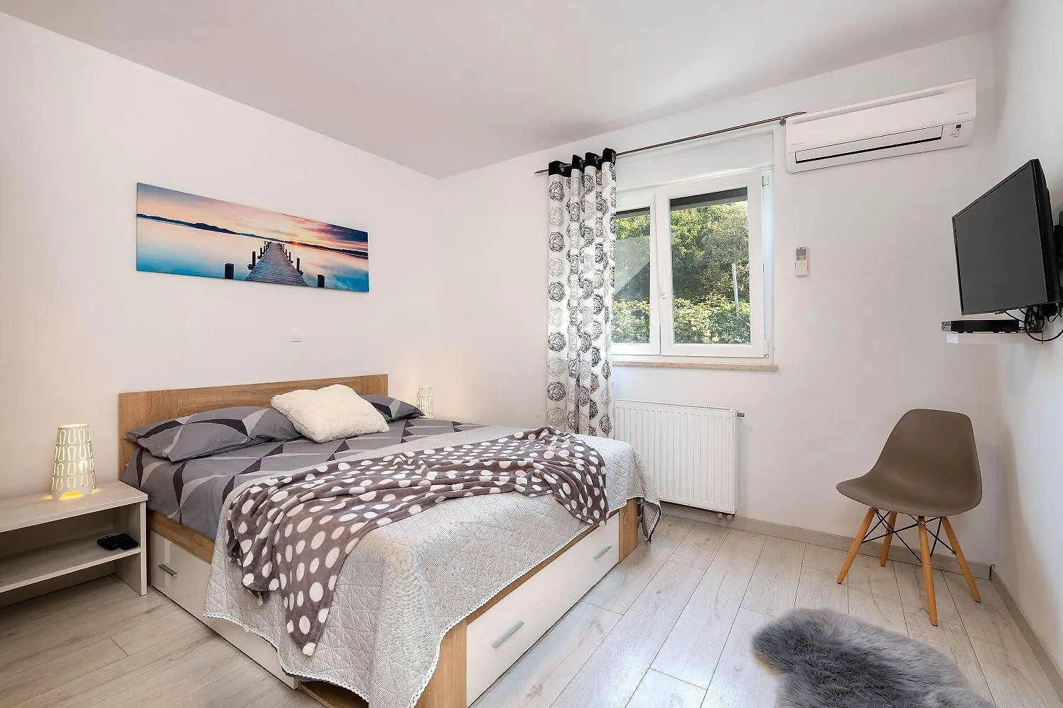 Charmante Villa Mit Privatem Pool, Klima, Sonnenliegen, Terrasse Und Grill Manjadvorci 0*,
