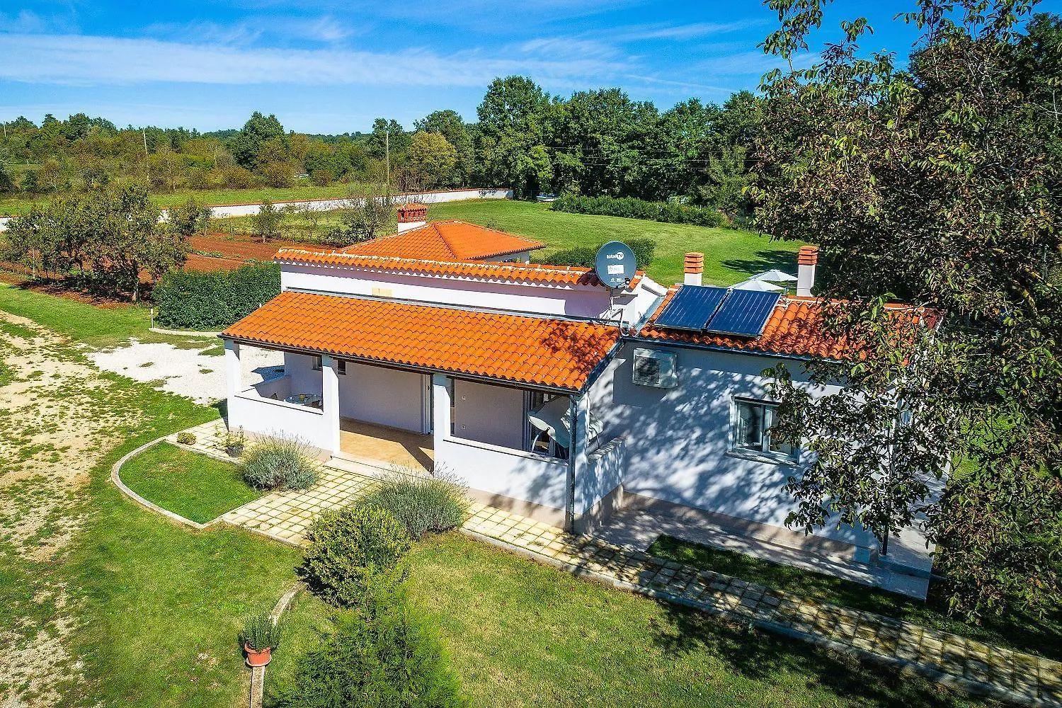 Charmante Villa Mit Privatem Pool, Klima, Sonnenliegen, Terrasse Und Grill Manjadvorci 0*,  كرواتيا
